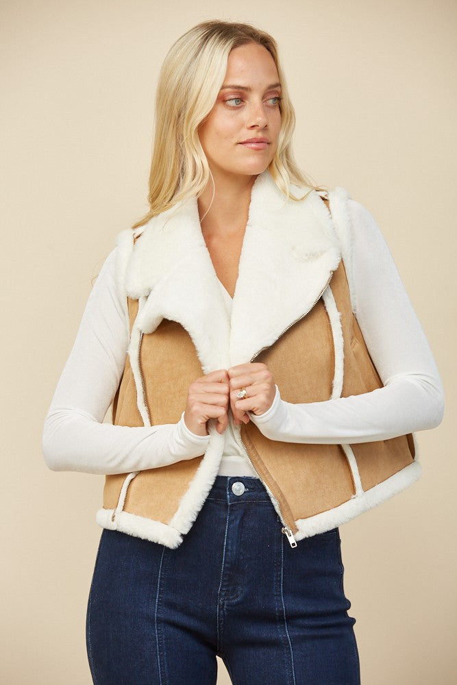 CONTRAST SHEARLING VEST W6433JIA